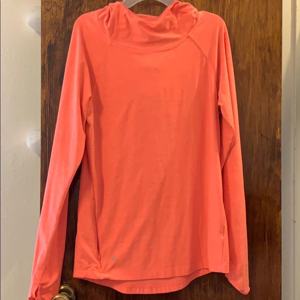 Women’s workout shirt